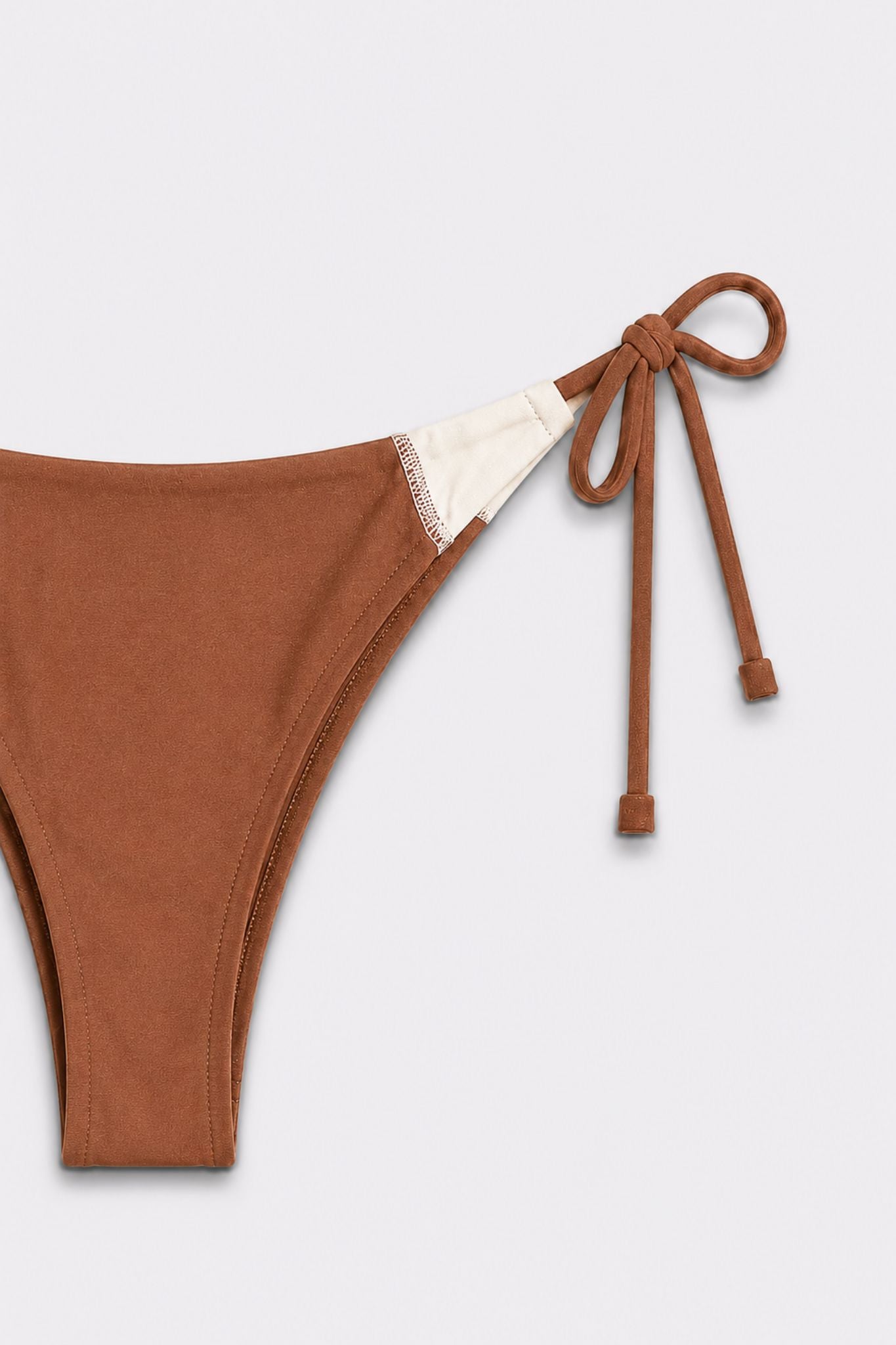 Bikini Triándulo Duna caramelo